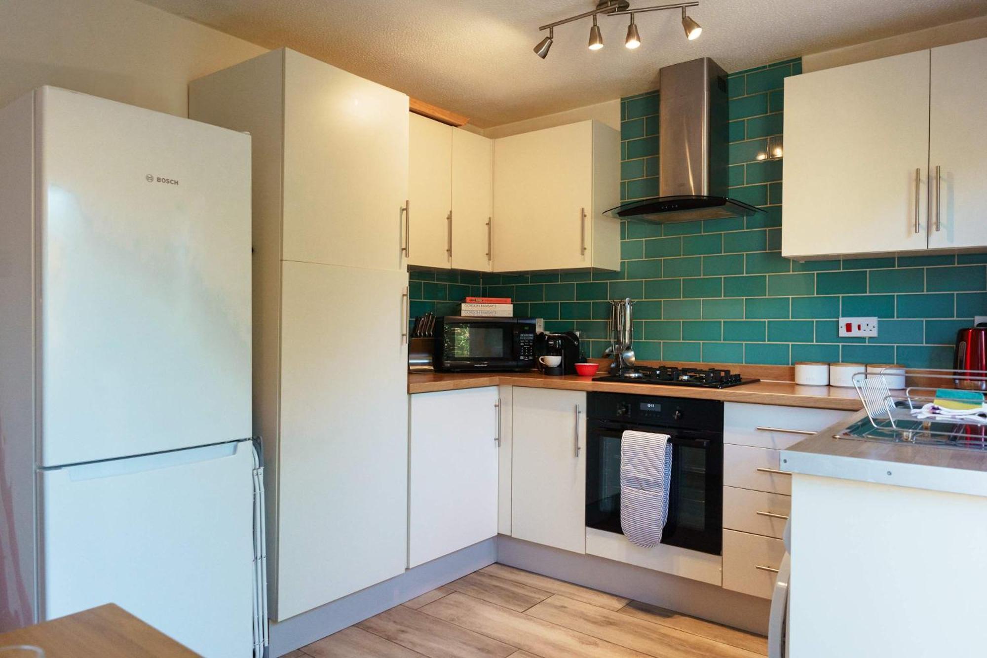 Burden Close Two Bedroom House With Garden * Bristol